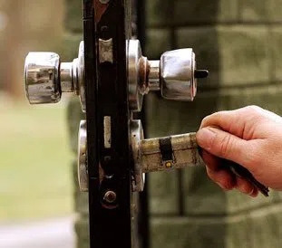 Lock Key Store Astoria, NY 718-489-9785 Lock Key Store Astoria, NY 718-489-9785 - 13-Re-Key-Locks